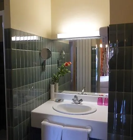 Alojamento de Acomodação e Pequeno-almoço L'ecrin D'osely Lodève